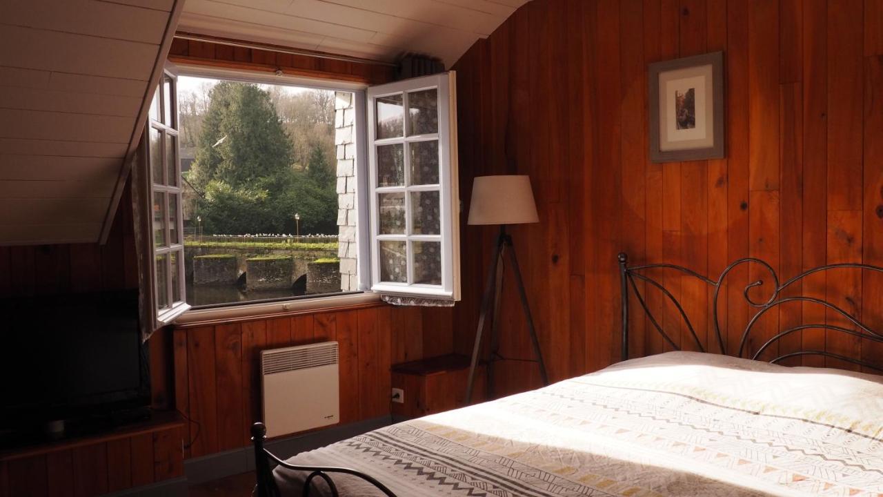 Au Pied Du Pont Bed & Breakfast Châteauneuf-du-Faou Eksteriør bilde